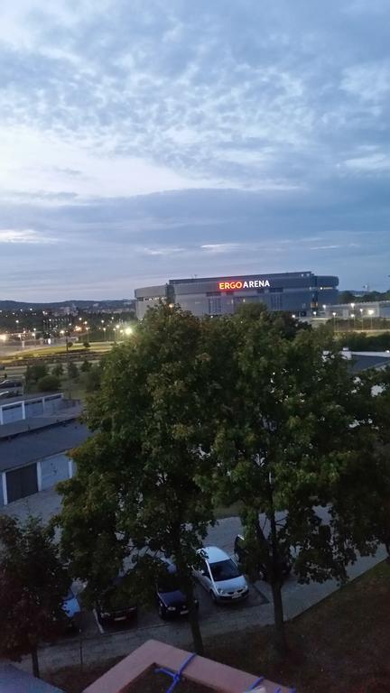 グダニスクKalisiowy Apartamentアパートメント エクステリア 写真